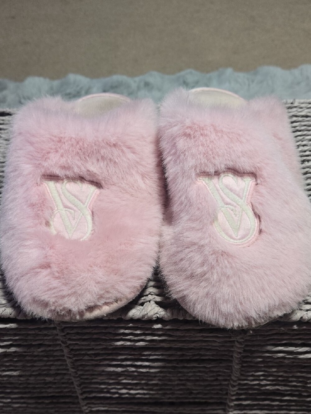 Victoria's Secret Used Slippers size M